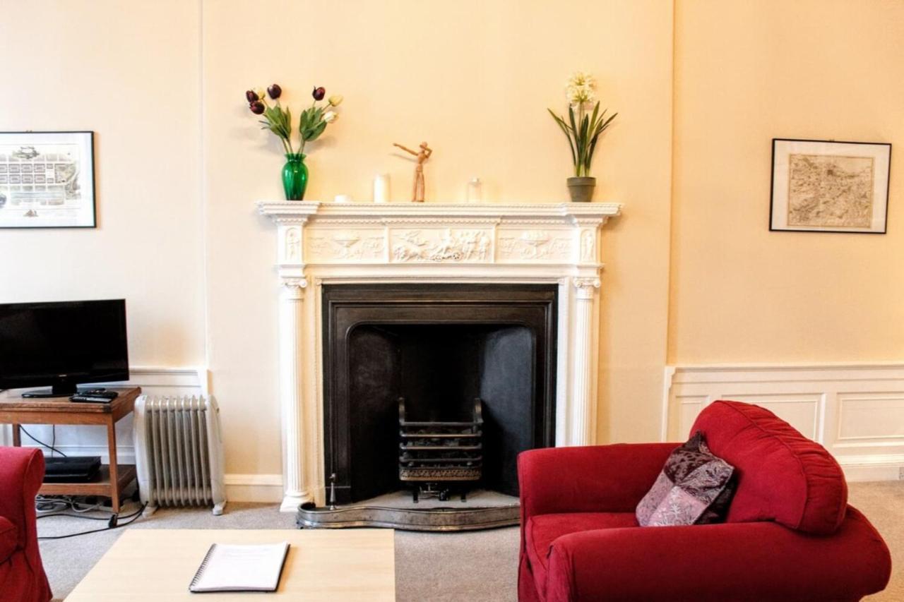 Traditional Georgian Flat In New Town Edimburgo Exterior foto